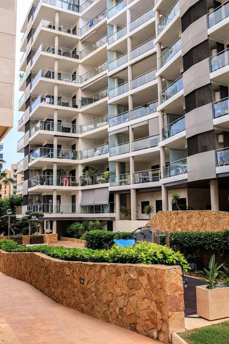 Oasis Cala Alta New 120qm Free Parking, Pool, 2 Bath, 3bdr, Wi-fi, Air-condit Apartamento