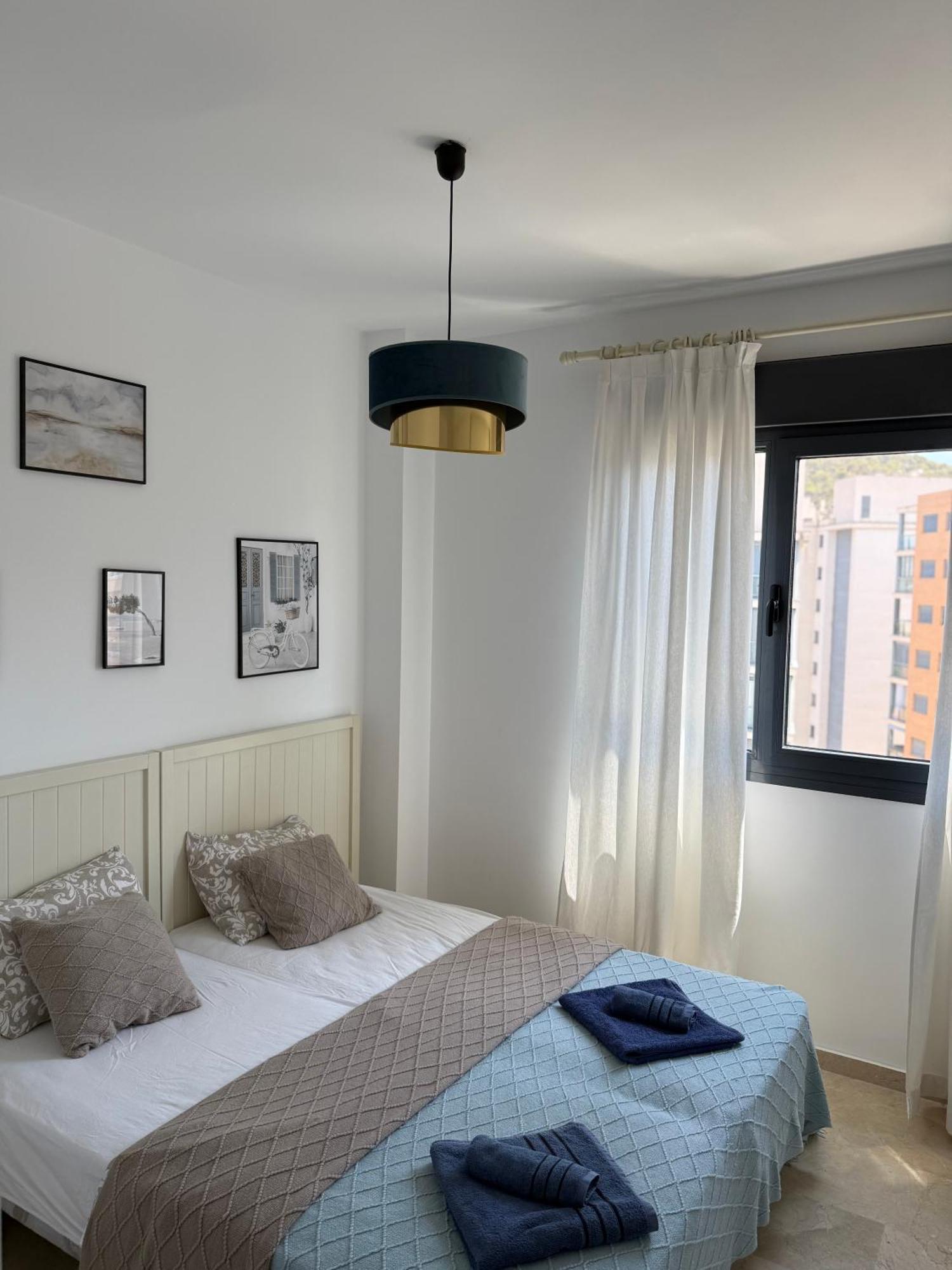 Oasis Cala Alta New 120qm Free Parking, Pool, 2 Bath, 3bdr, Wi-fi, Air-condit Appartement